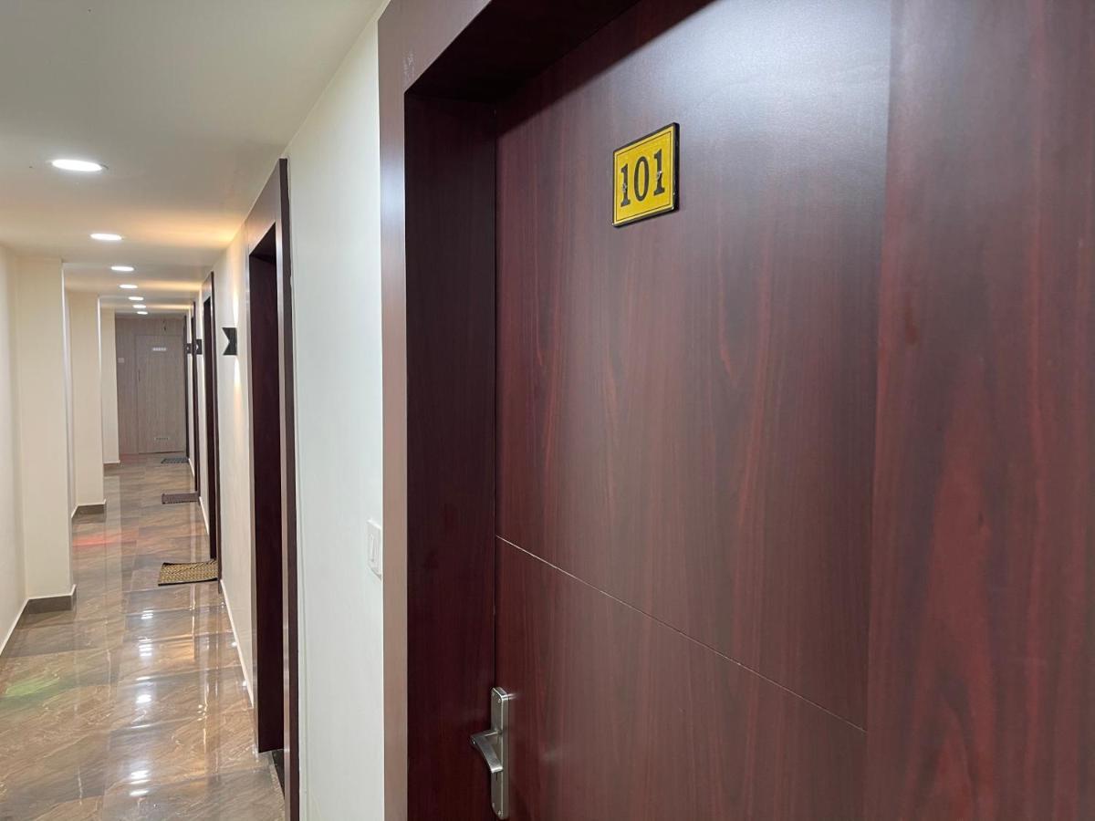 Bassac Residency Hotel Changanācheri Exterior foto